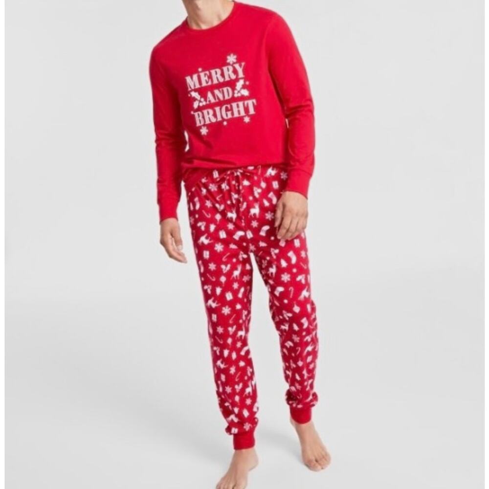 Macys Pajama Set Mens Medium Red MERRY AND BRIGHT Holiday Festive Lounge Comfy